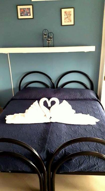 Bed and Breakfast Lo Specchio Del Salento Lecce Zimmer foto