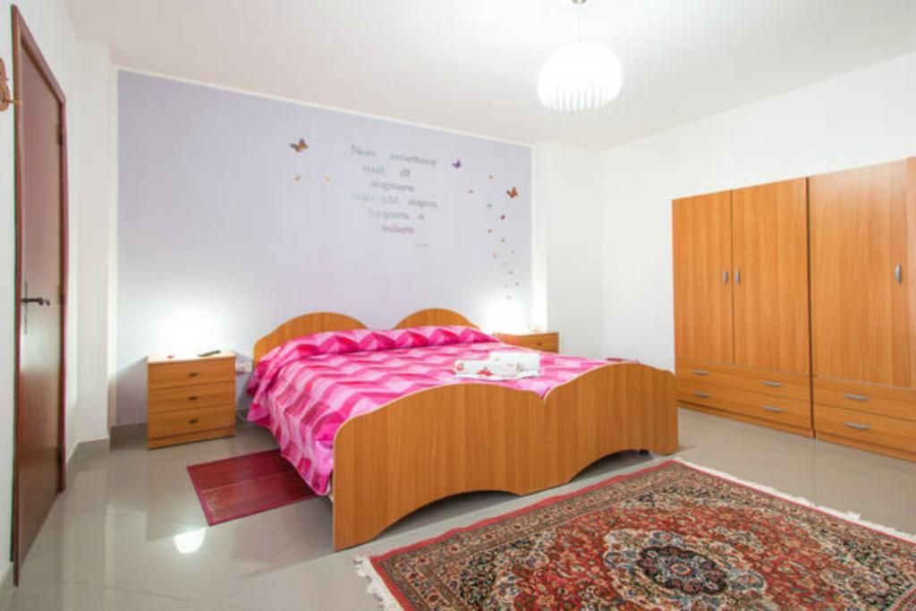 Bed and Breakfast Lo Specchio Del Salento Lecce Zimmer foto