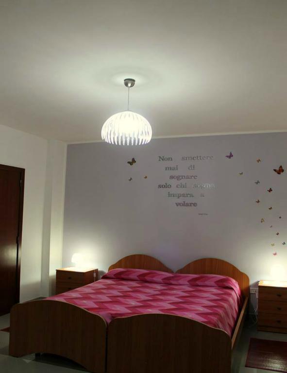 Bed and Breakfast Lo Specchio Del Salento Lecce Zimmer foto