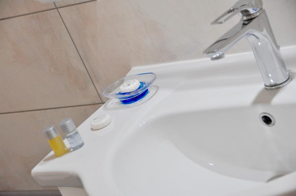 Bed and Breakfast Lo Specchio Del Salento Lecce Exterior foto